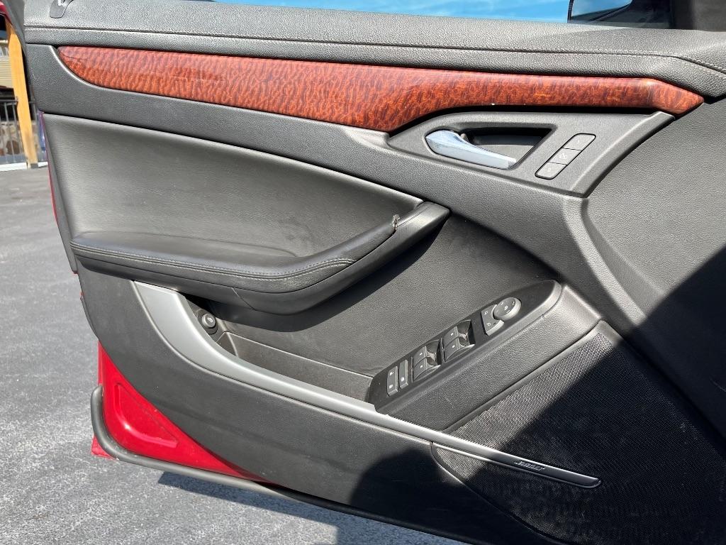 Cadillac CTS 4dr Sdn RWD w/1SA 2009