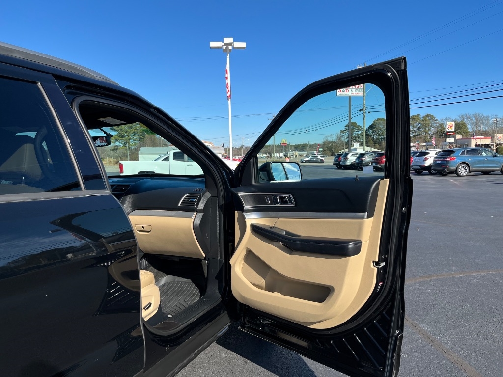 Ford Explorer XLT FWD 2017