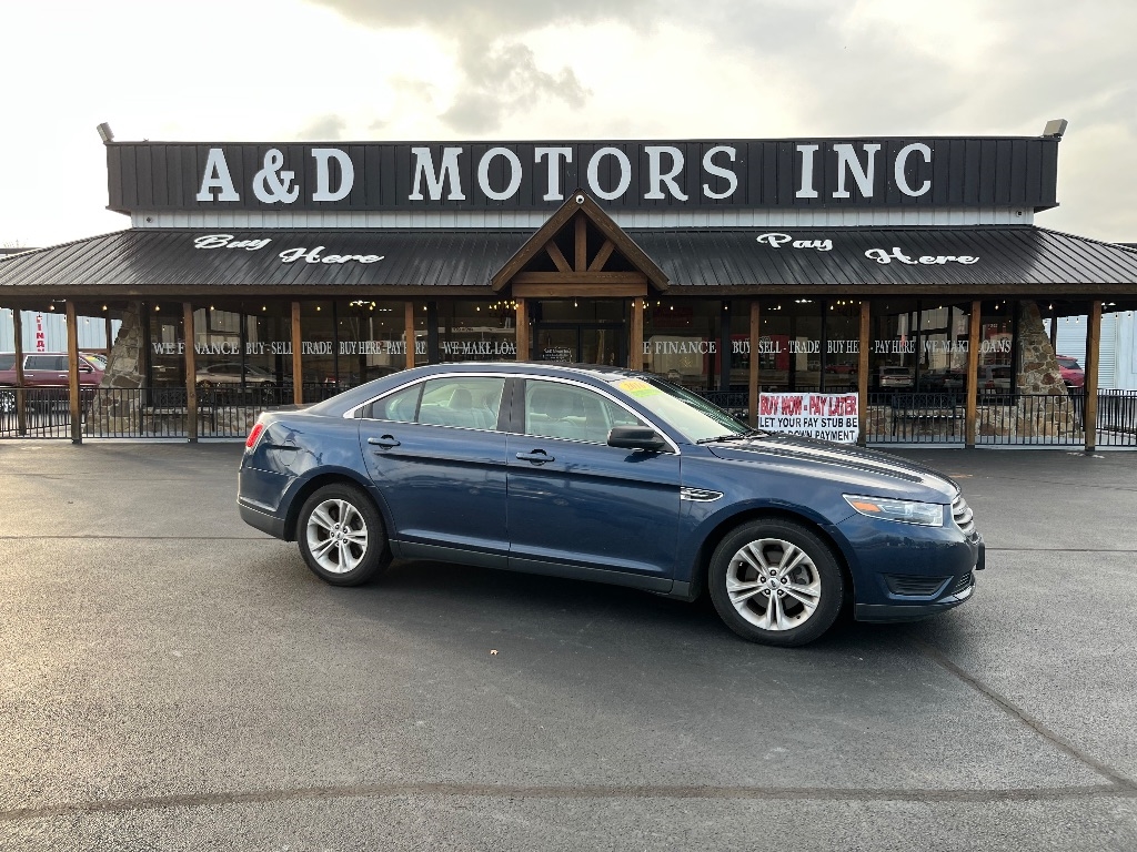 Ford Taurus 4dr Sdn SE FWD 2016