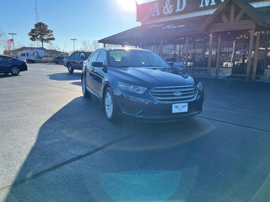 Ford Taurus 4dr Sdn SE FWD 2016