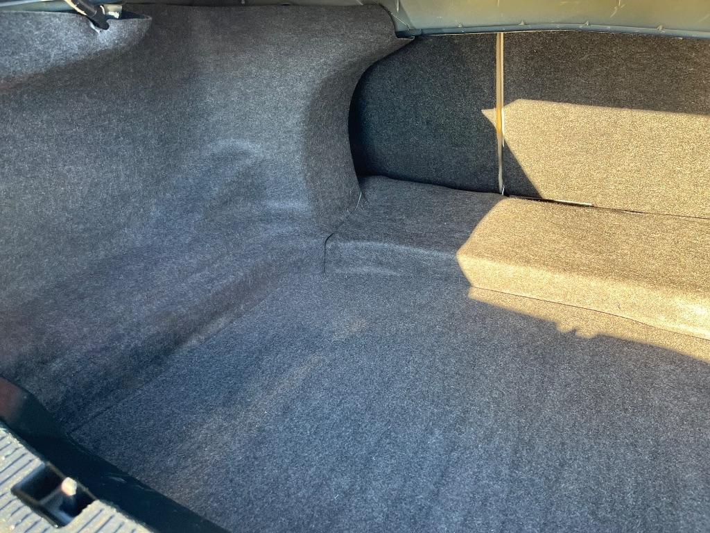 Ford Taurus 4dr Sdn SE FWD 2016