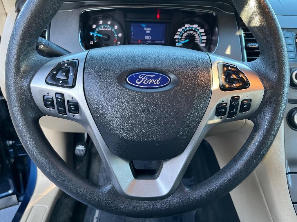 Ford Taurus 4dr Sdn SE FWD 2016