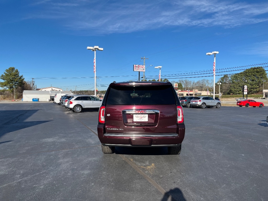 GMC Yukon XL 2WD 4dr Denali 2017