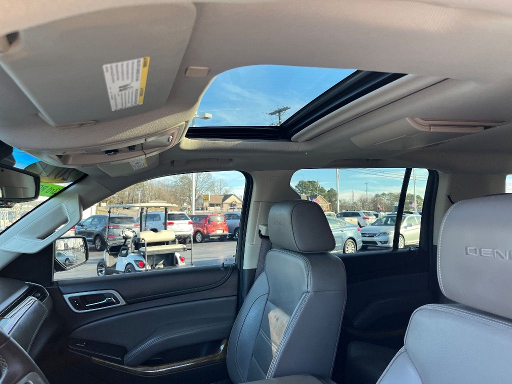 GMC Yukon XL 2WD 4dr Denali 2017