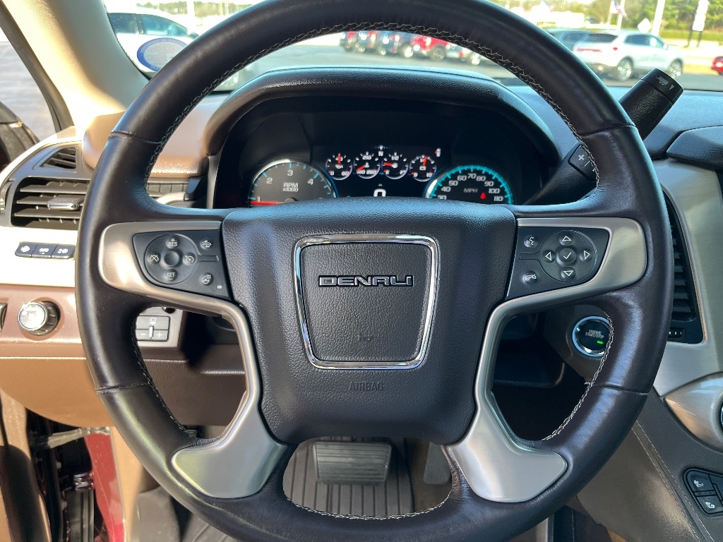 GMC Yukon XL 2WD 4dr Denali 2017