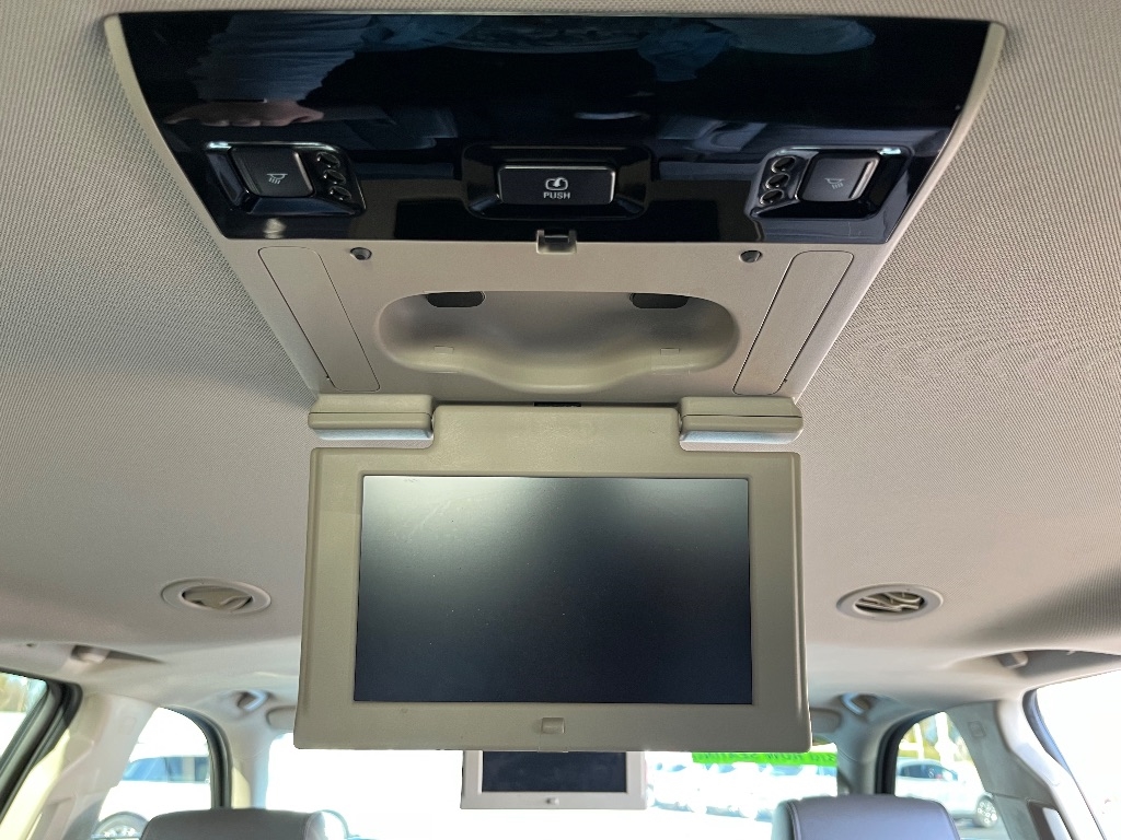 GMC Yukon XL 2WD 4dr Denali 2017