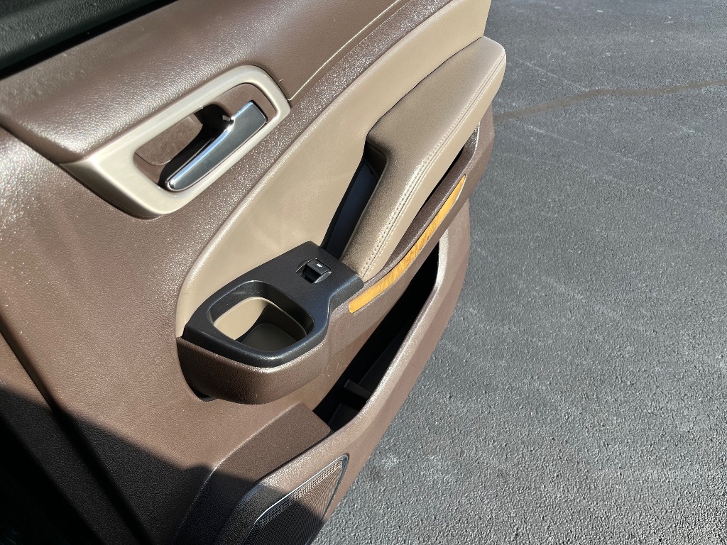 GMC Yukon XL 2WD 4dr Denali 2017