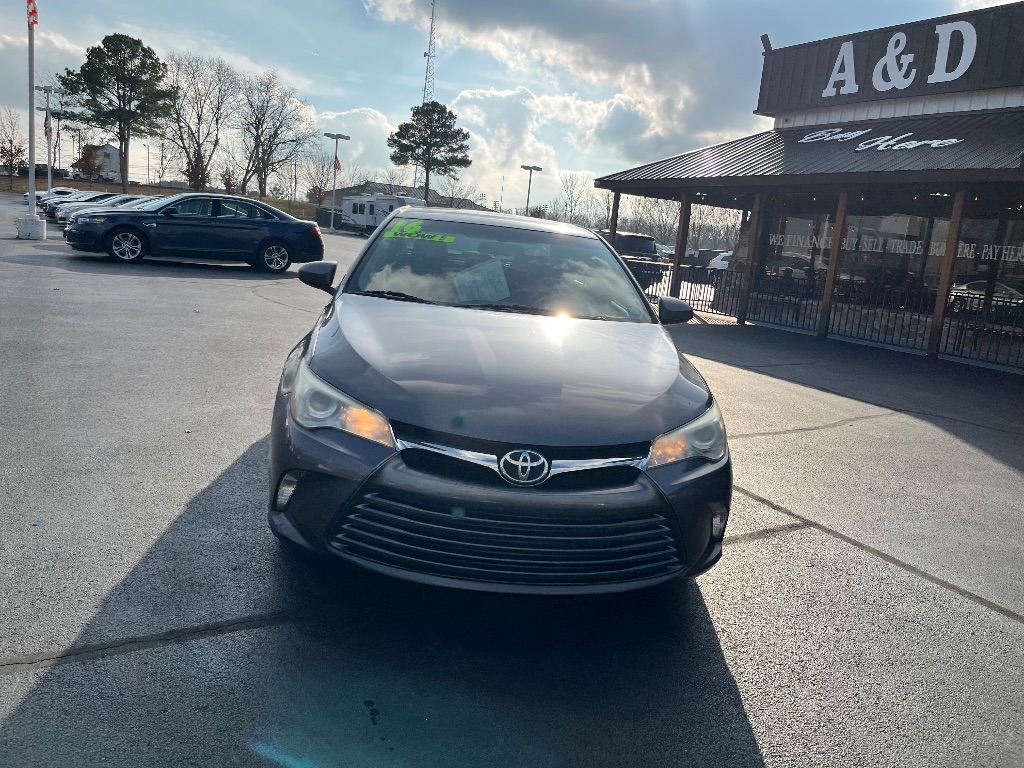 Toyota Camry 4dr Sdn I4 Auto SE w/Special Edition Pkg (Natl) 2016