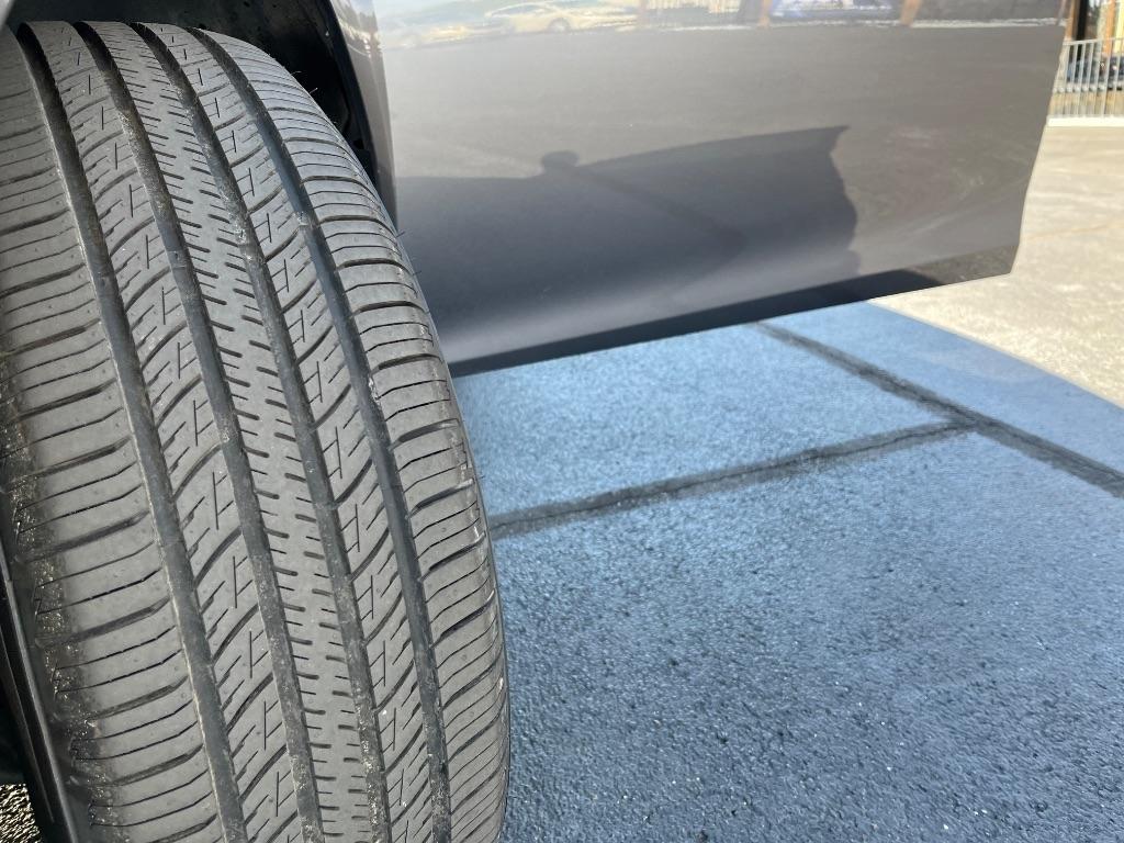 Toyota Camry 4dr Sdn I4 Auto SE w/Special Edition Pkg (Natl) 2016