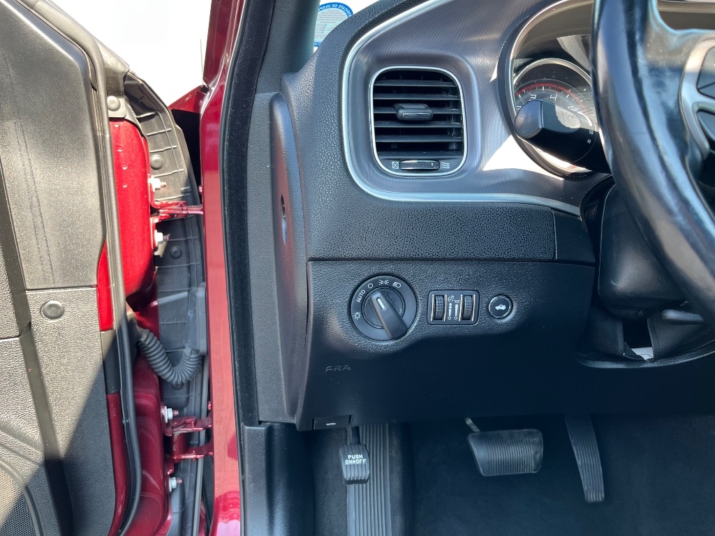 Dodge Charger SXT RWD 2019