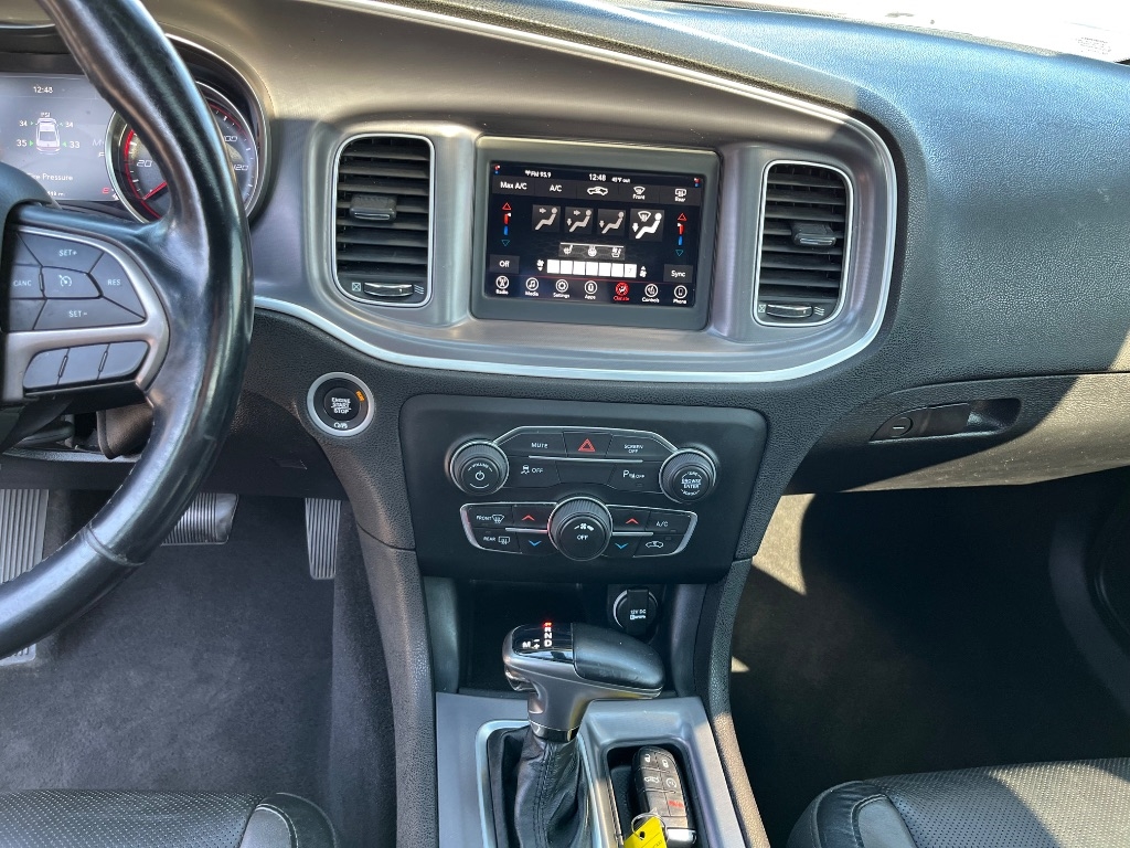 Dodge Charger SXT RWD 2019