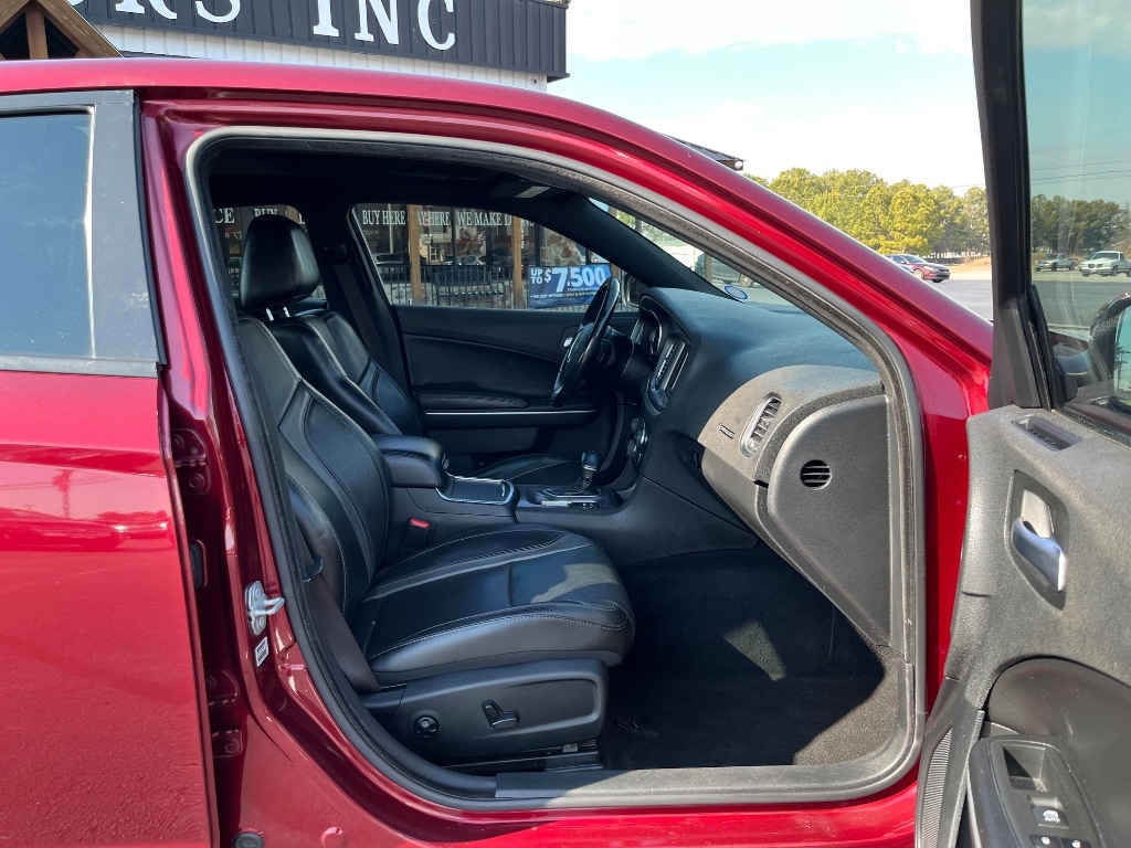 Dodge Charger SXT RWD 2019