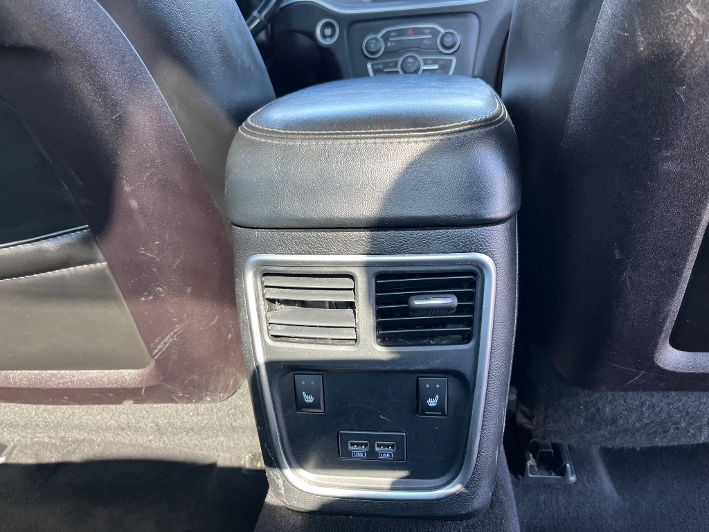 Dodge Charger SXT RWD 2019