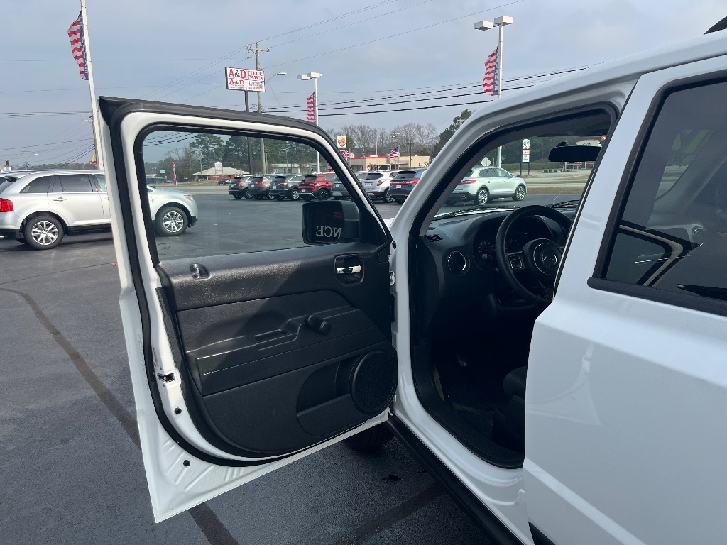 Jeep Patriot FWD 4dr Sport 2012