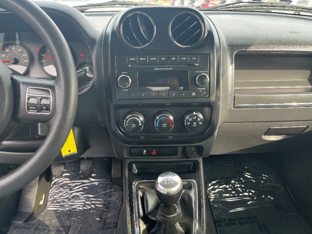 Jeep Patriot FWD 4dr Sport 2012