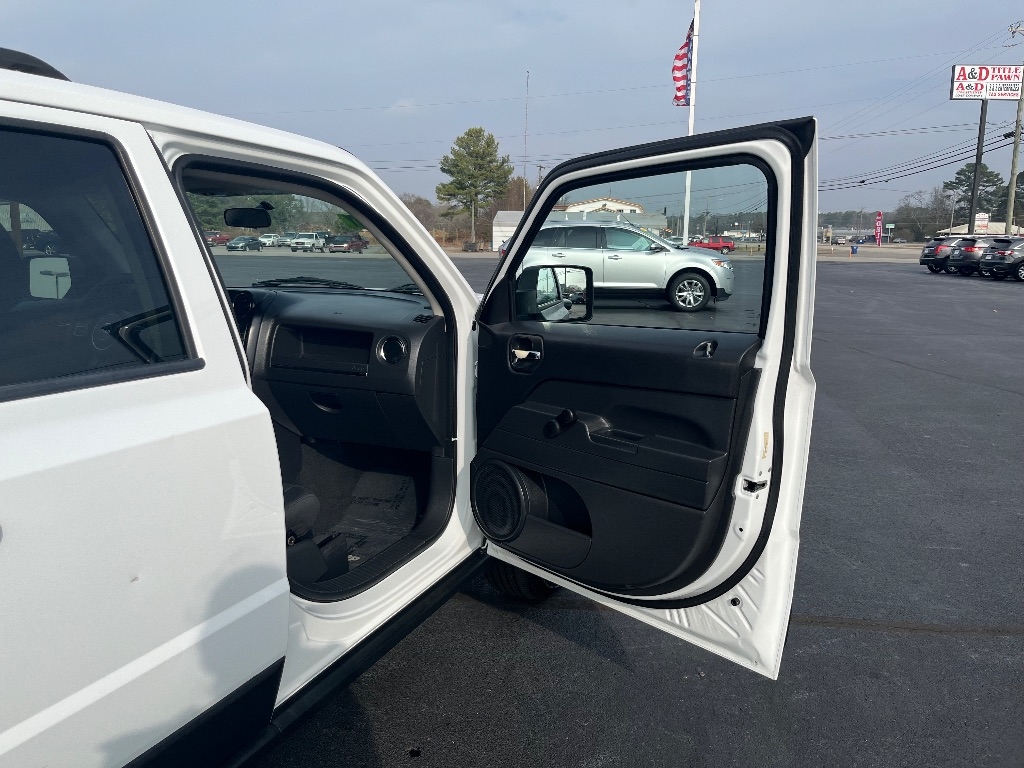 Jeep Patriot FWD 4dr Sport 2012