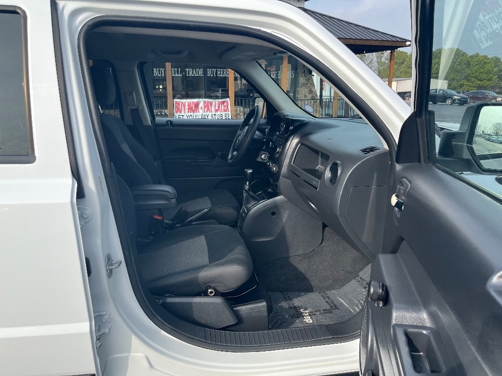 Jeep Patriot FWD 4dr Sport 2012