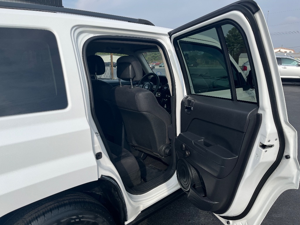 Jeep Patriot FWD 4dr Sport 2012