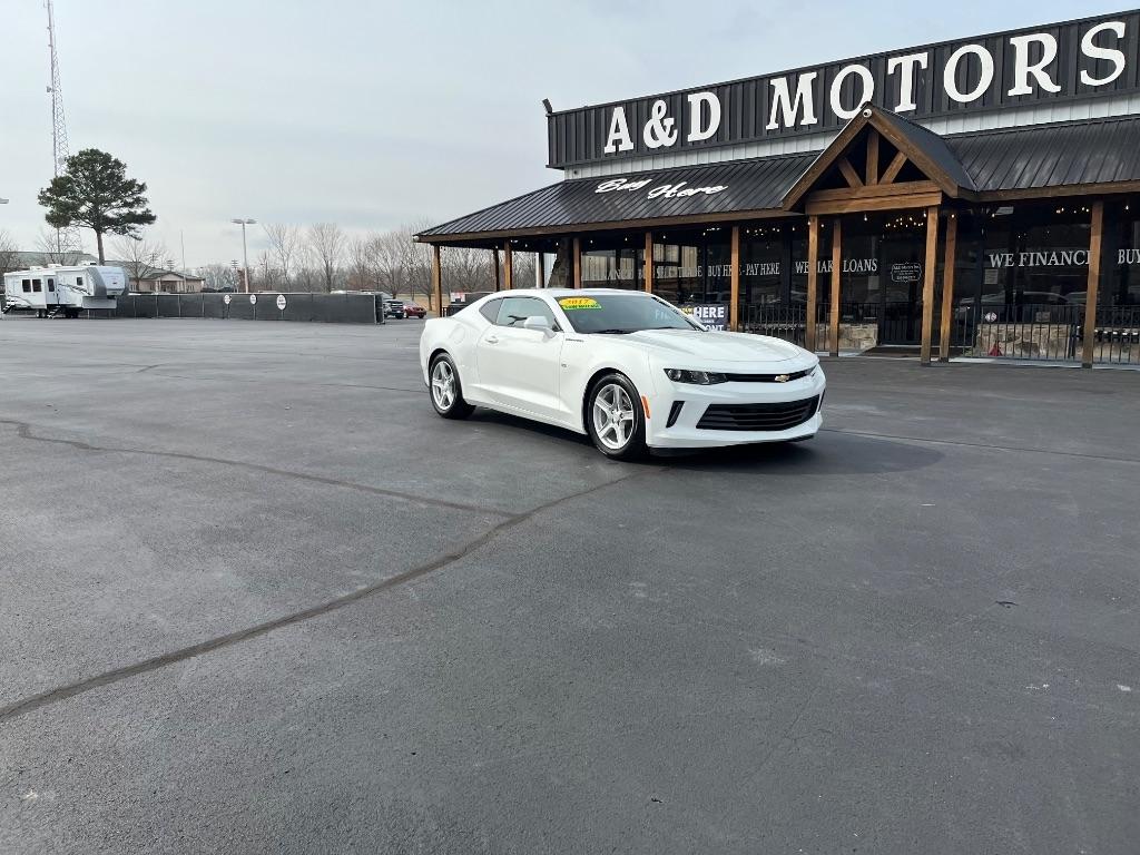 Chevrolet Camaro 2dr Cpe 1LT 2017
