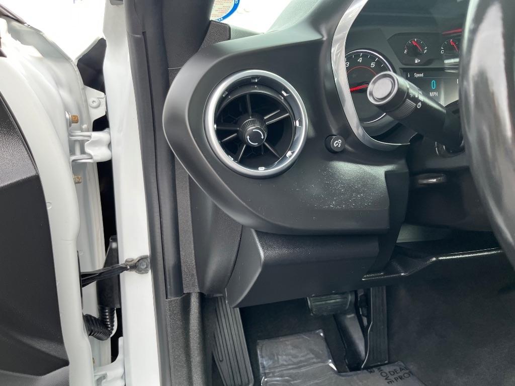 Chevrolet Camaro 2dr Cpe 1LT 2017