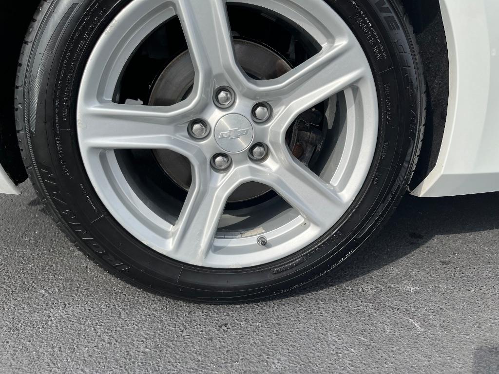 Chevrolet Camaro 2dr Cpe 1LT 2017