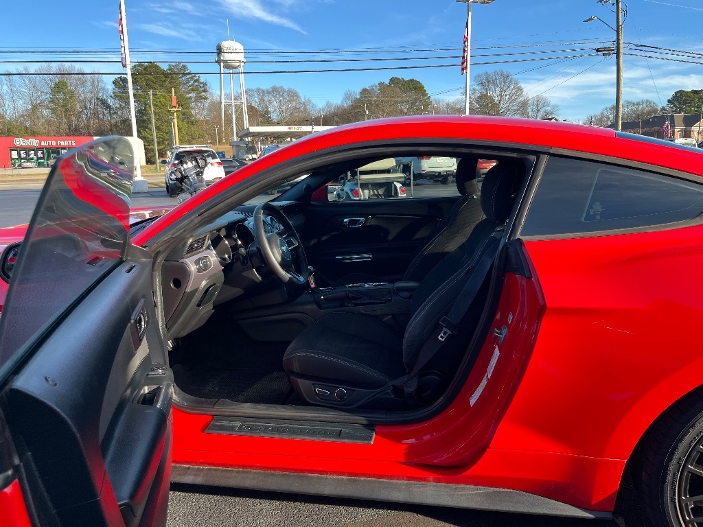 Ford Mustang 2dr Fastback EcoBoost 2015
