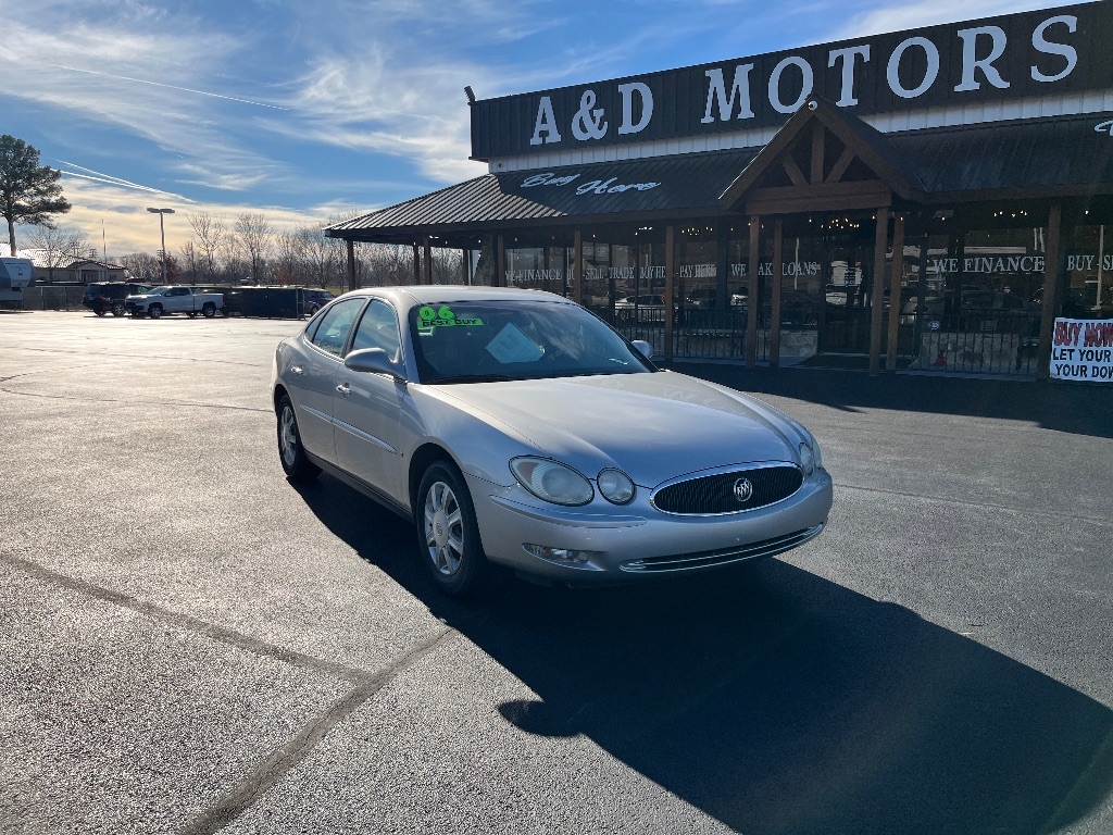 Buick LaCrosse 4dr Sdn CX 2006