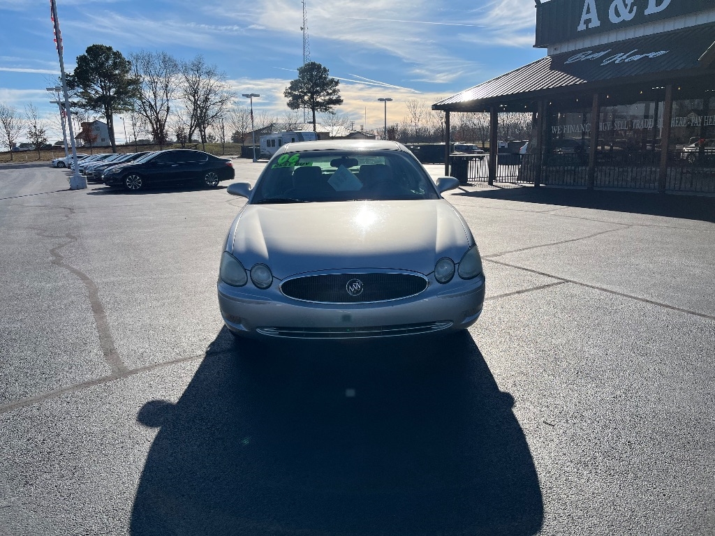 Buick LaCrosse 4dr Sdn CX 2006