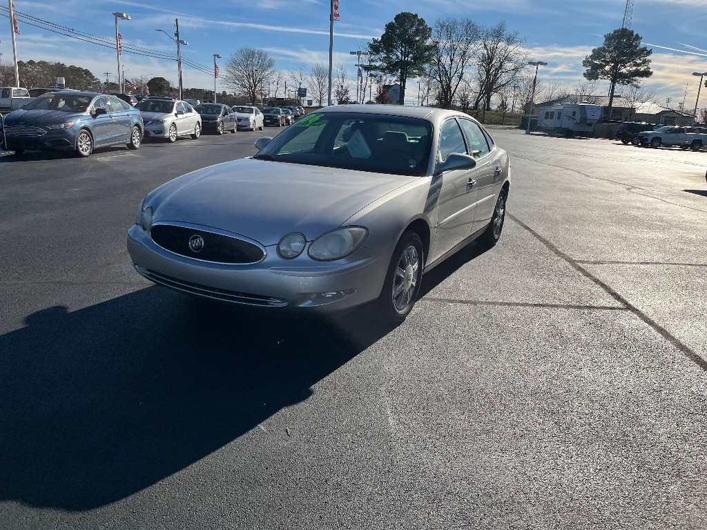 Buick LaCrosse 4dr Sdn CX 2006