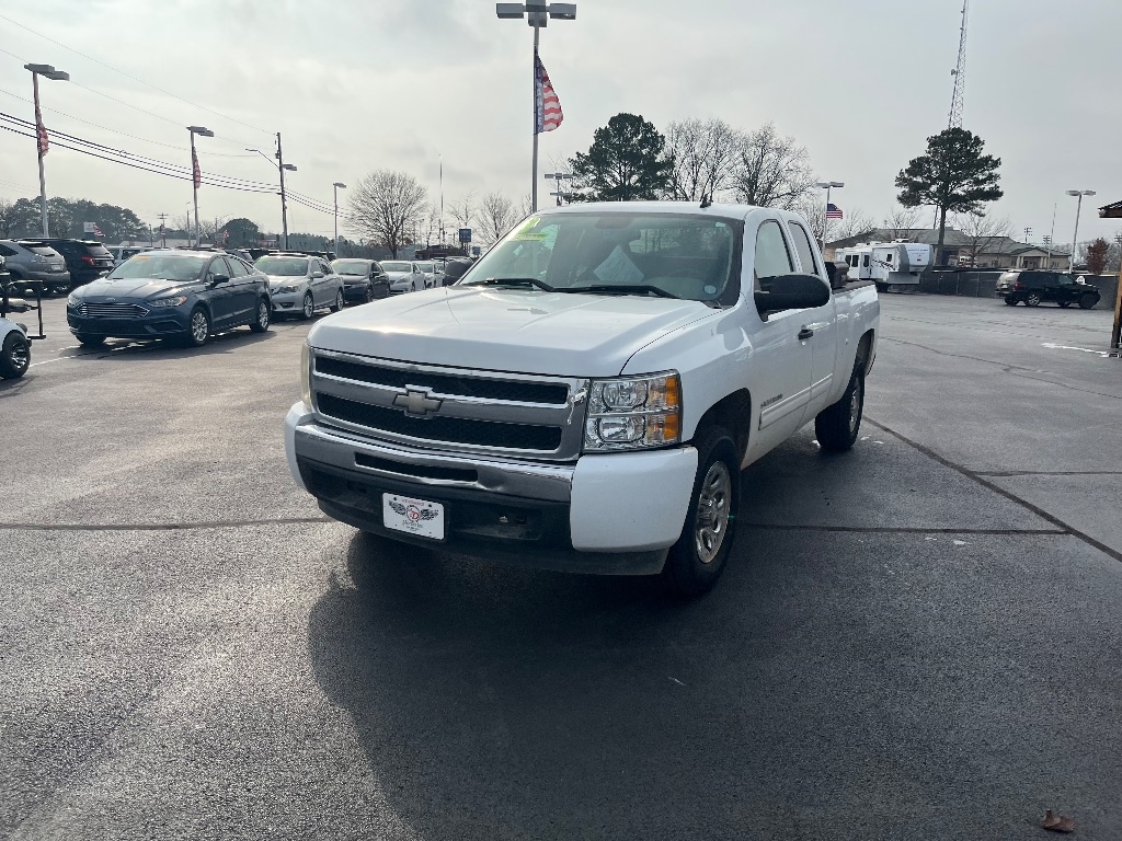 Chevrolet Silverado 1500 2WD Ext Cab 143.5" LS 2009