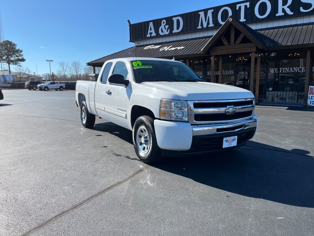 Chevrolet Silverado 1500 2WD Ext Cab 143.5" LS 2009