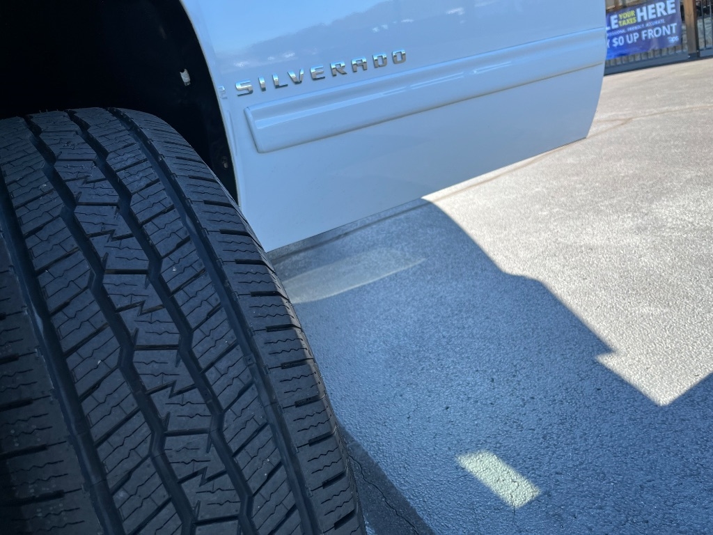 Chevrolet Silverado 1500 2WD Ext Cab 143.5" LS 2009