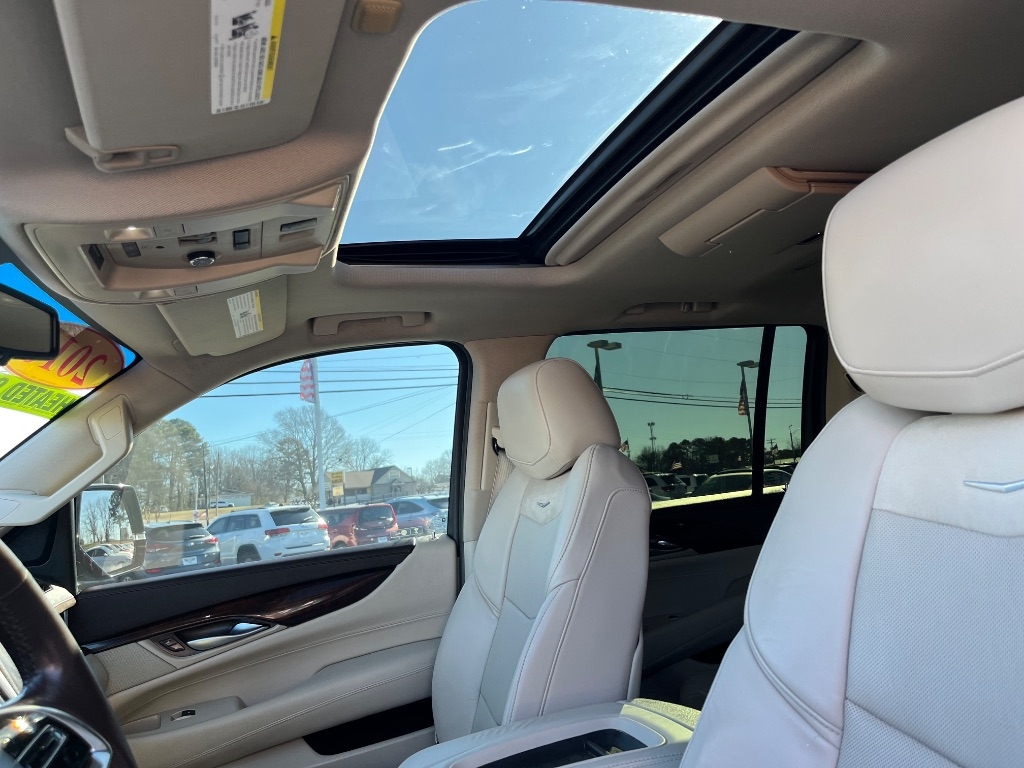 Cadillac Escalade ESV 4WD 4dr Premium Collection 2016