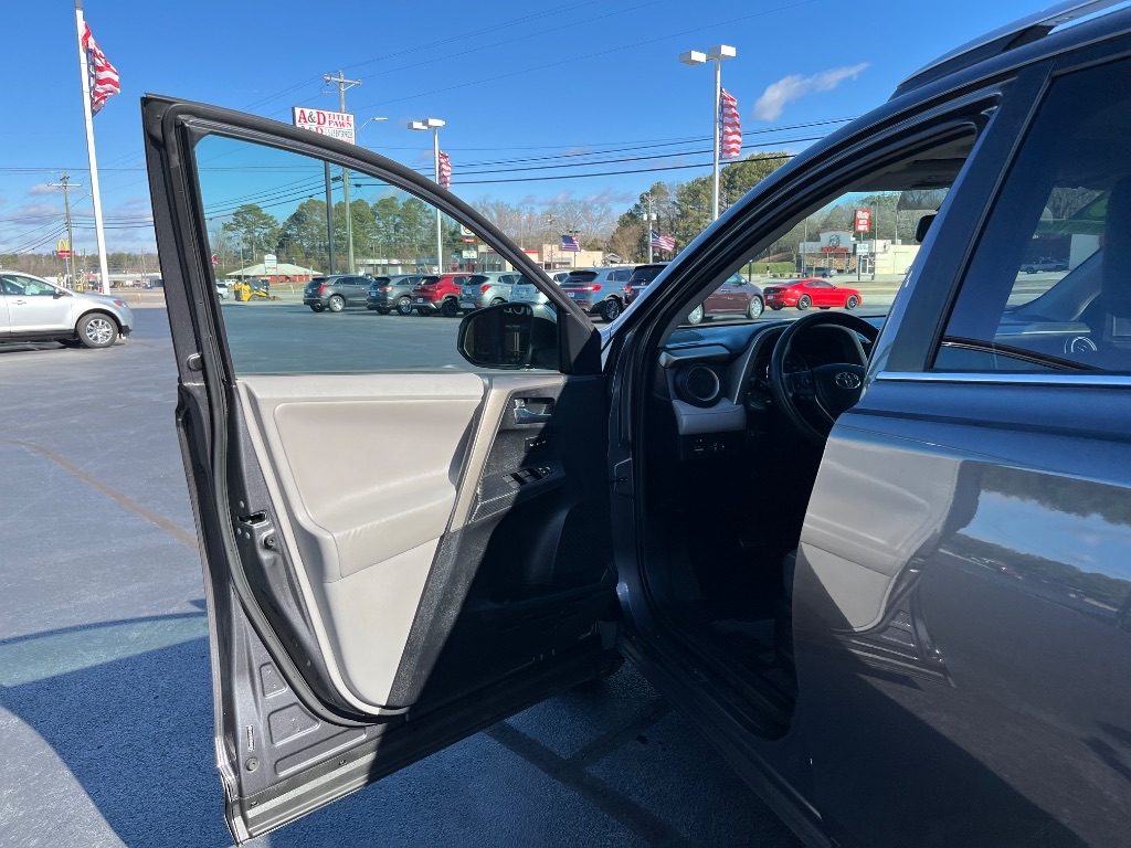 Toyota RAV4 AWD 4dr Limited (Natl) 2013