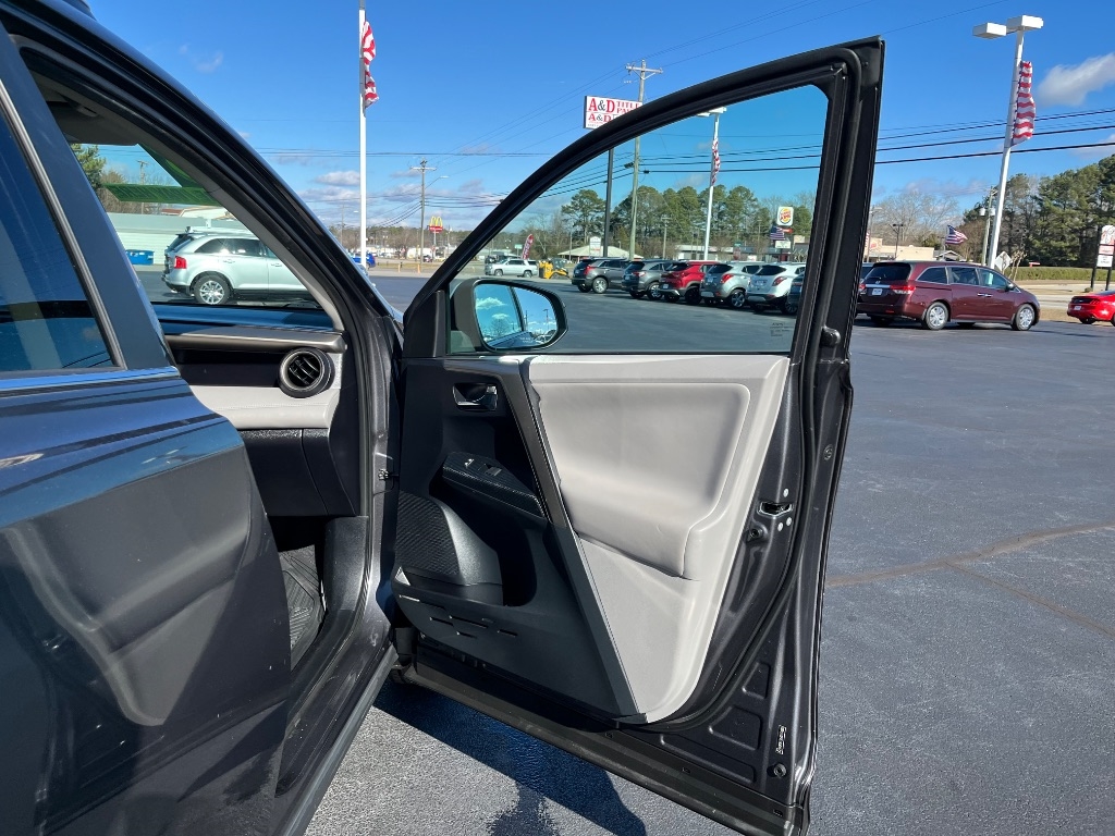 Toyota RAV4 AWD 4dr Limited (Natl) 2013