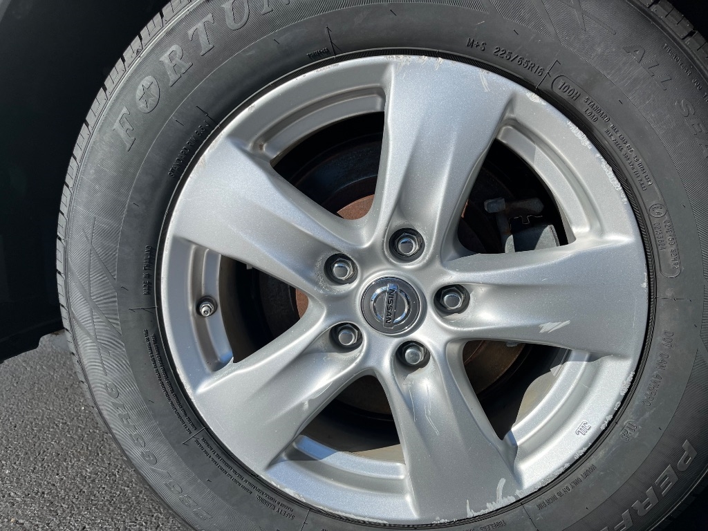 Nissan Quest 4dr Platinum 2015