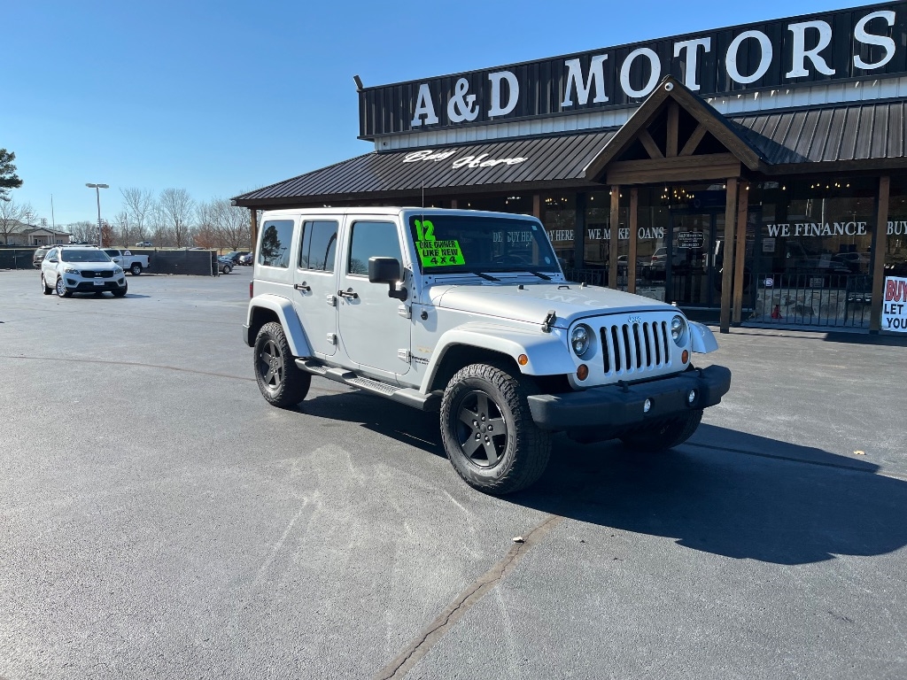 Jeep Wrangler Unlimited 4WD 4dr Sahara 2012