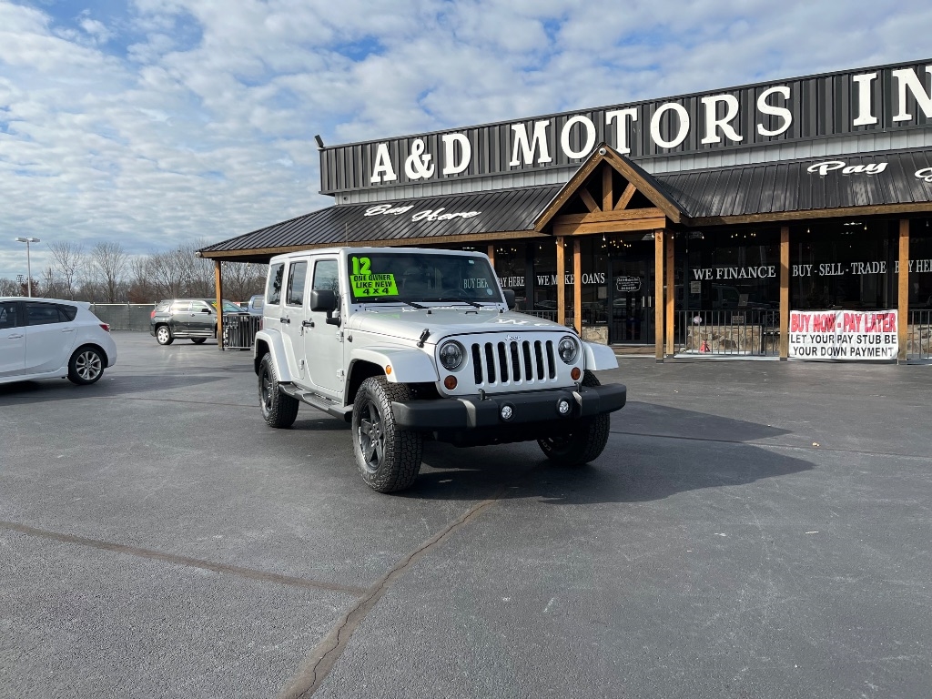 Jeep Wrangler Unlimited 4WD 4dr Sahara 2012