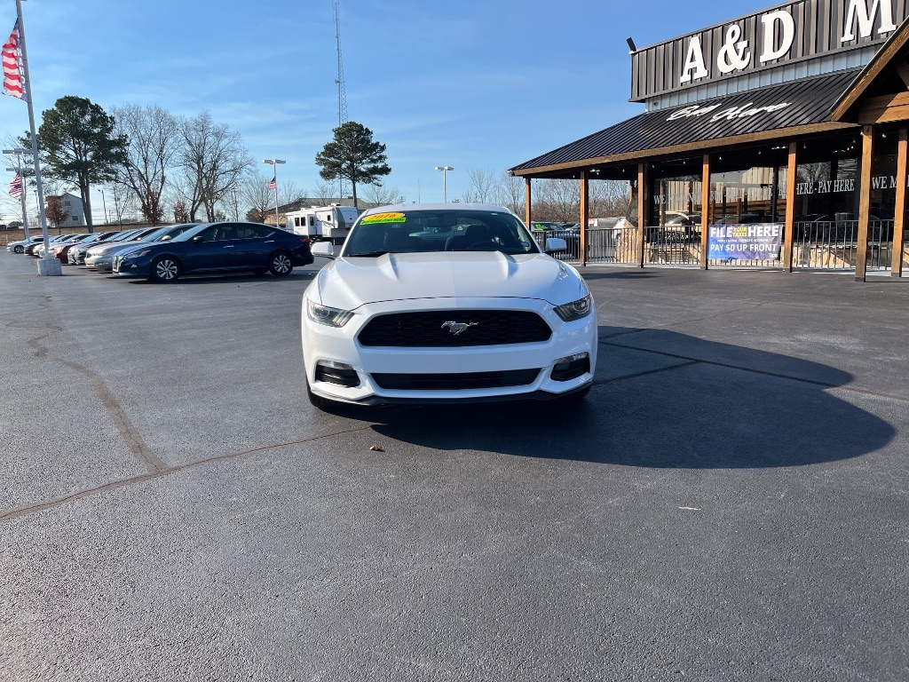 Ford Mustang 2dr Fastback V6 2016