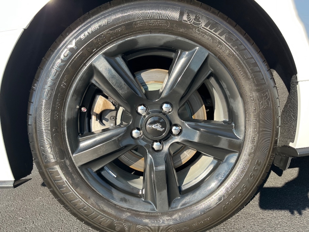 Ford Mustang 2dr Fastback V6 2016