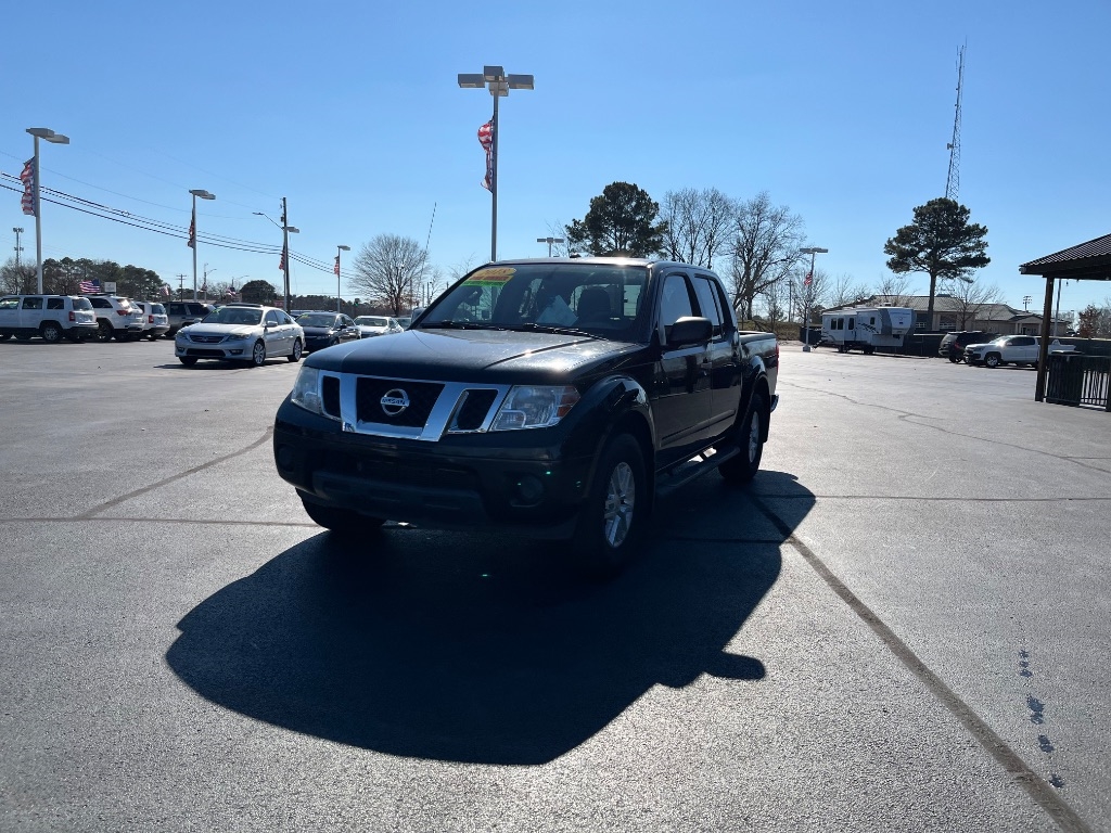 Nissan Frontier Crew Cab 4x2 SV V6 Auto 2018