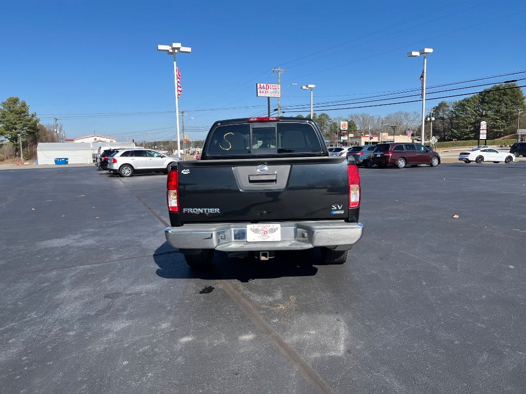 Nissan Frontier Crew Cab 4x2 SV V6 Auto 2018