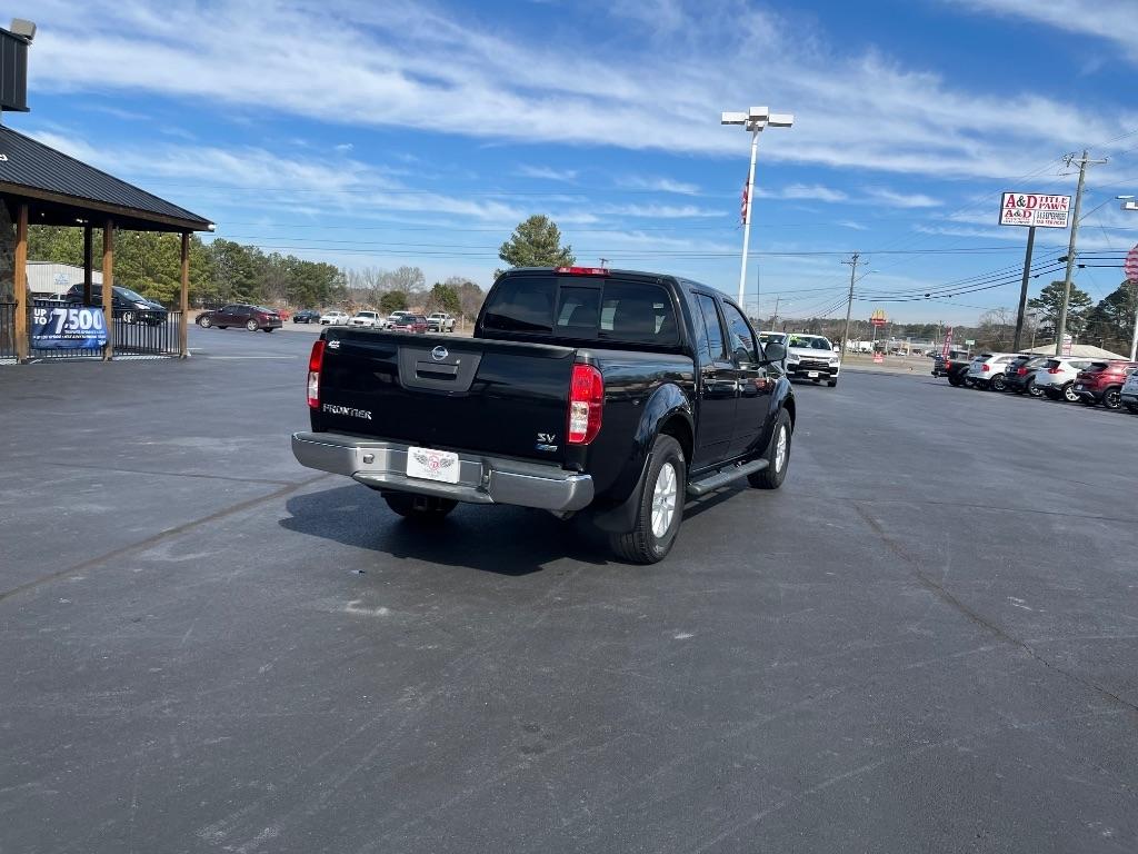 Nissan Frontier Crew Cab 4x2 SV V6 Auto 2018