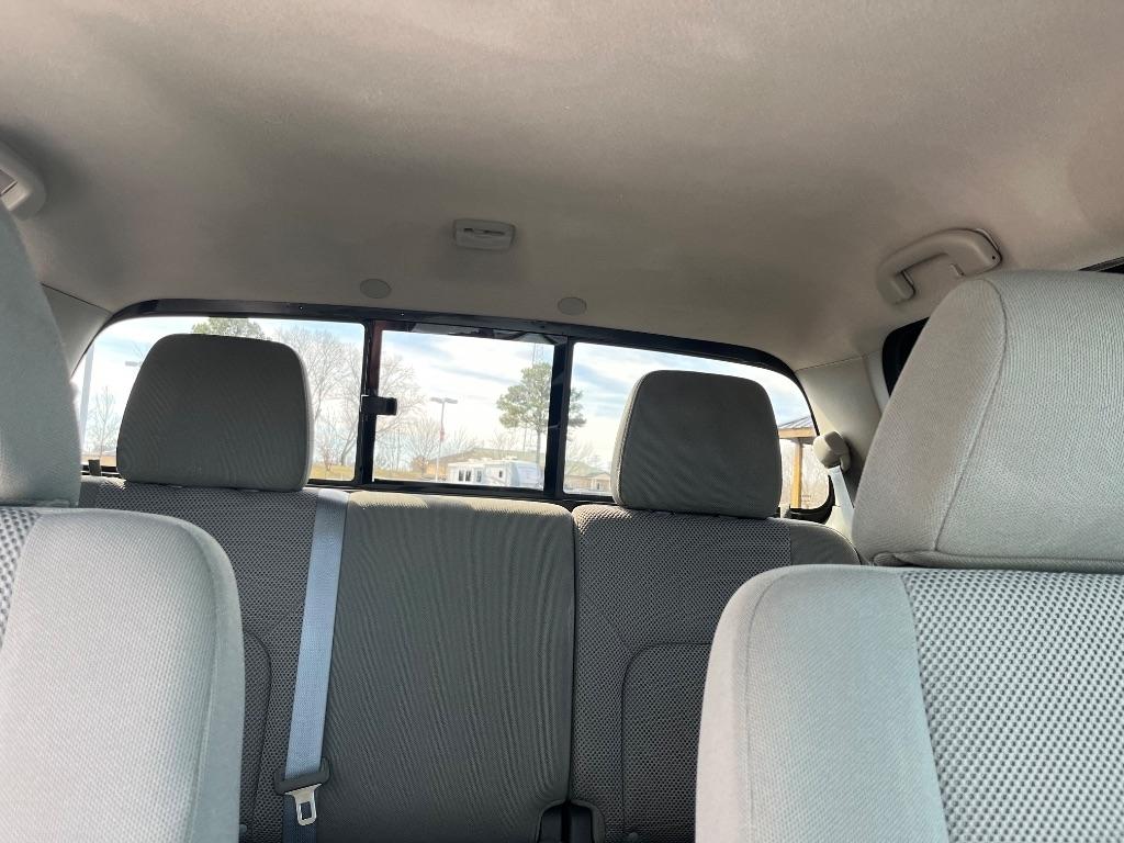 Nissan Frontier Crew Cab 4x2 SV V6 Auto 2018