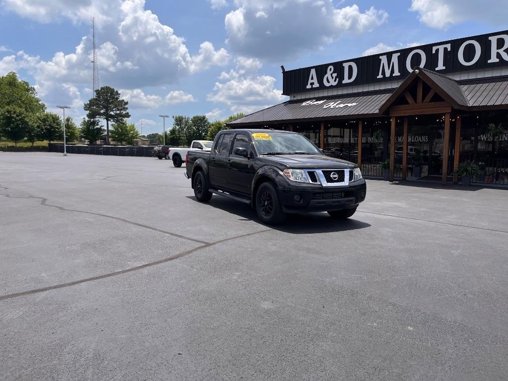 Nissan Frontier Crew Cab 4x2 SV V6 Auto 2018