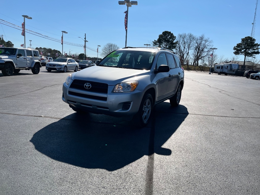 Toyota RAV4 FWD 4dr 4-cyl 4-Spd AT (Natl) 2011