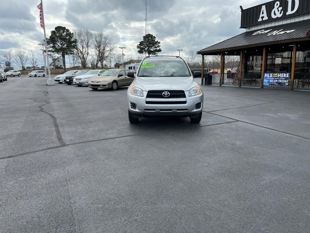 Toyota RAV4 FWD 4dr 4-cyl 4-Spd AT (Natl) 2011