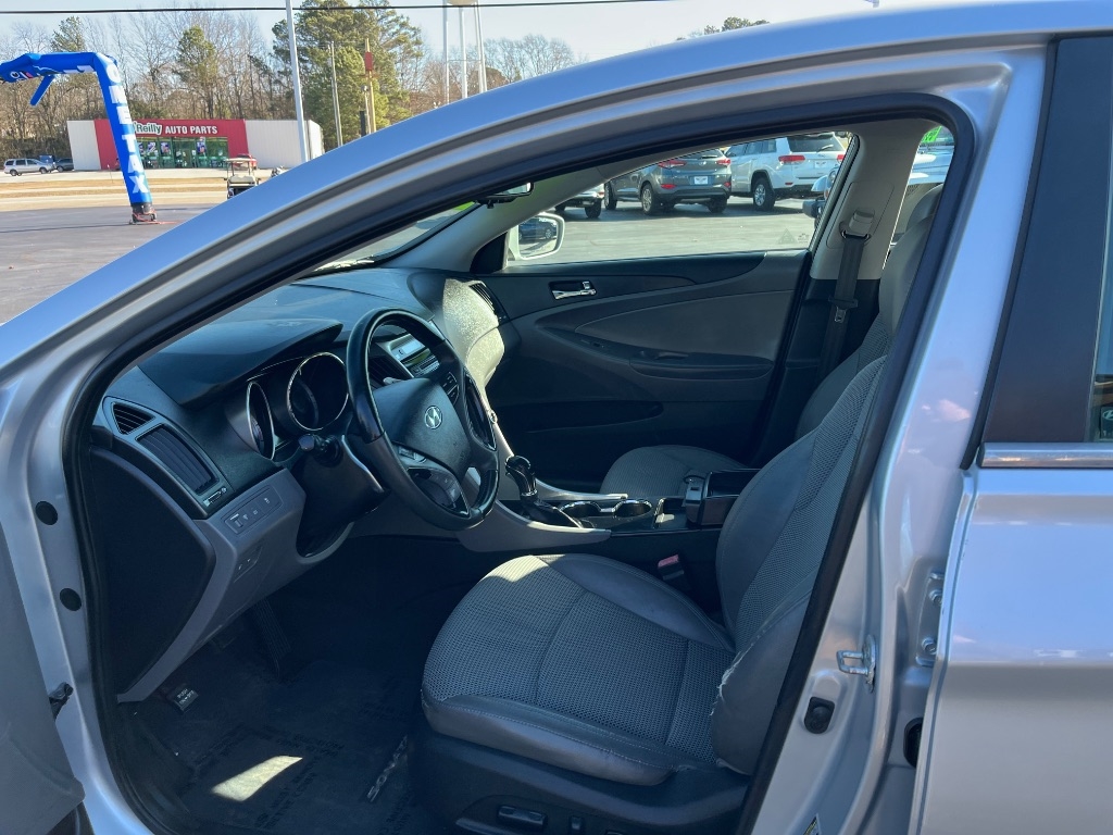 Hyundai Sonata 4dr Sdn 2.0T Auto SE 2012