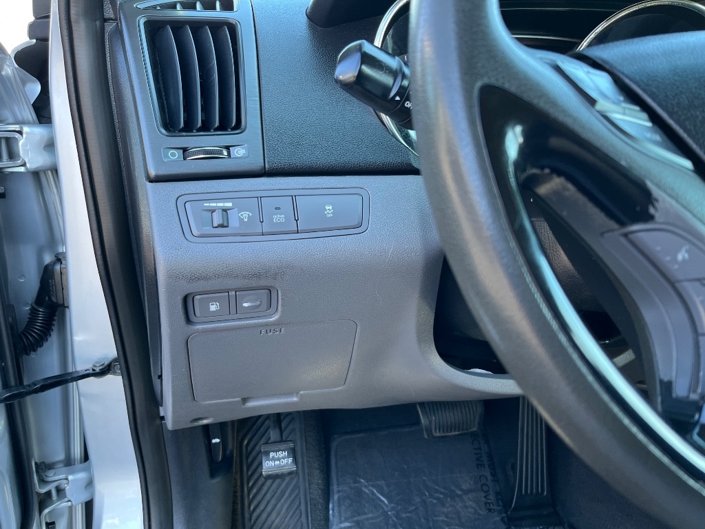 Hyundai Sonata 4dr Sdn 2.0T Auto SE 2012