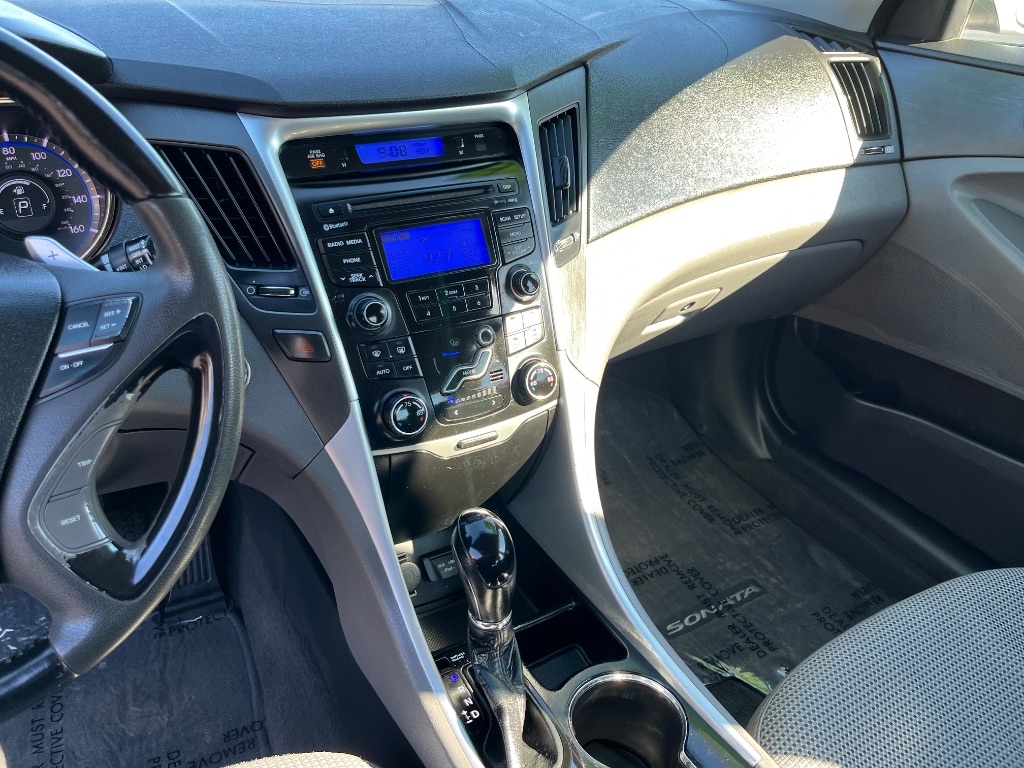 Hyundai Sonata 4dr Sdn 2.0T Auto SE 2012